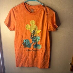 Unisex Size Small Disney Cruise Line Mickey Mouse Tshirt